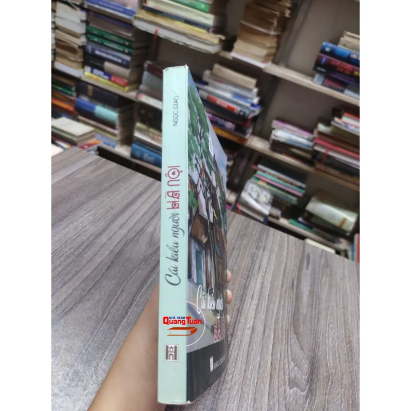 Sách - Cái kiểu người Hà Nội - Ngọc Giao - Sách còn mới đẹp (A1) 563414