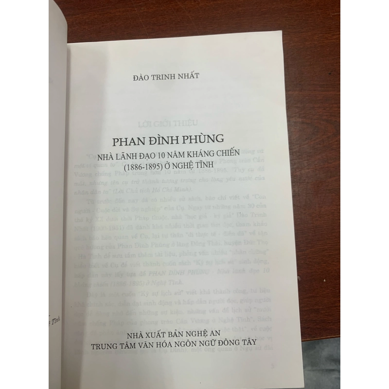 Phan Đình Phùng nhà lãnh đạo 10 năm kháng chiến (1886-1895) ở Nghệ Tĩnh  283536