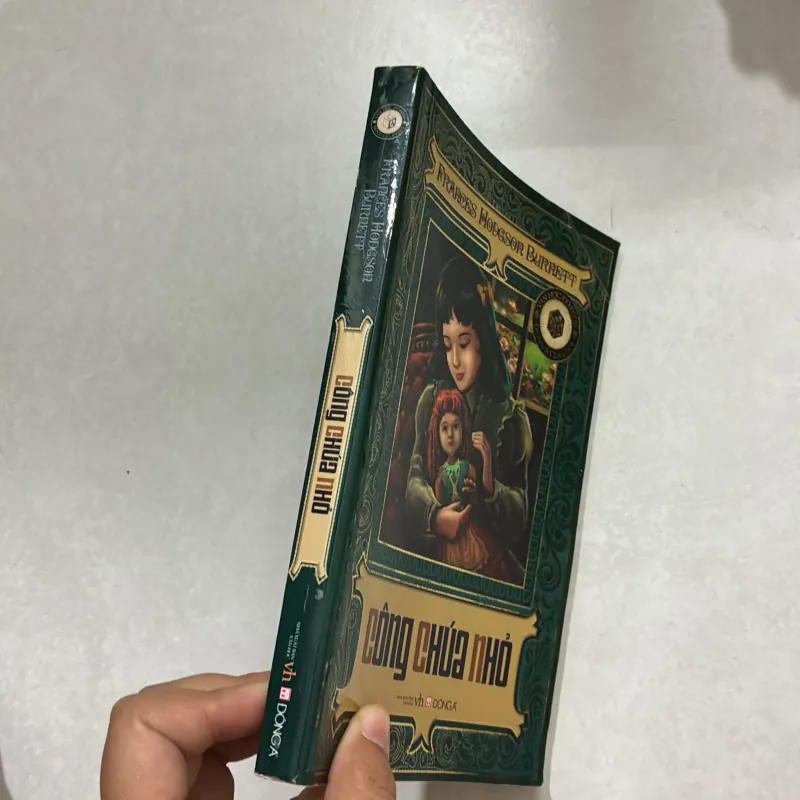 Công chúa nhỏ - Frances Hodgson Burnett (t01) 750943