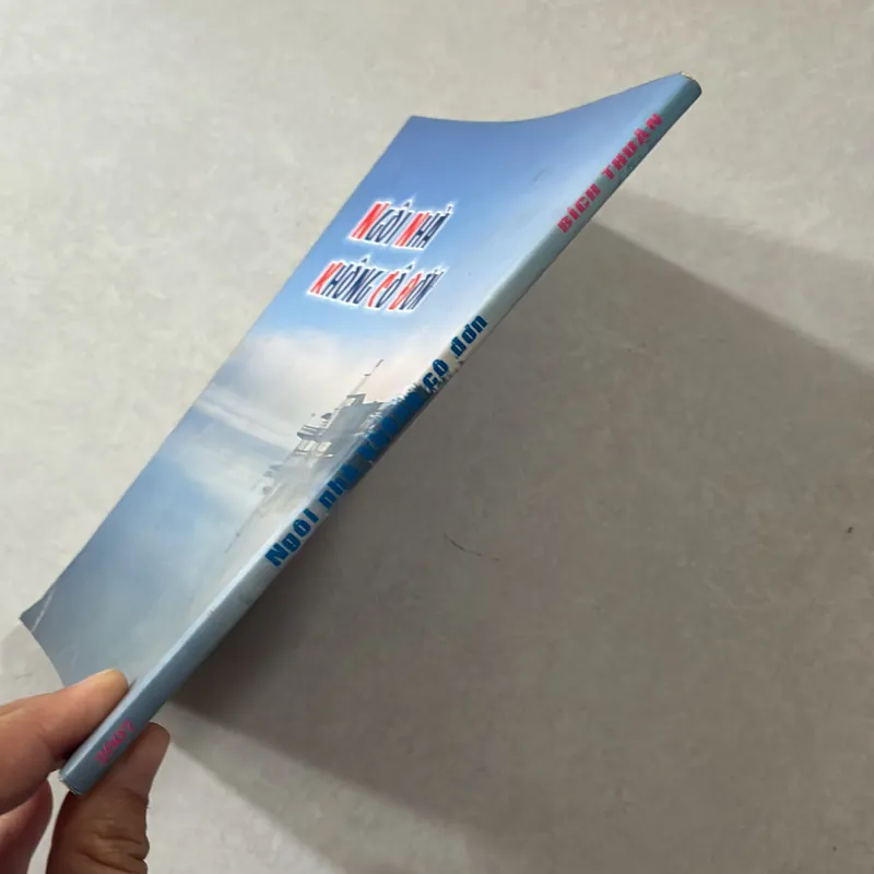 Ngôi nhà không cô đơn - Bích Thuận 746853