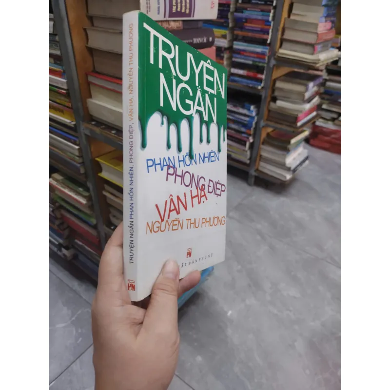 Sách: Truyện ngắn nhiều tác giả (B1) 716312