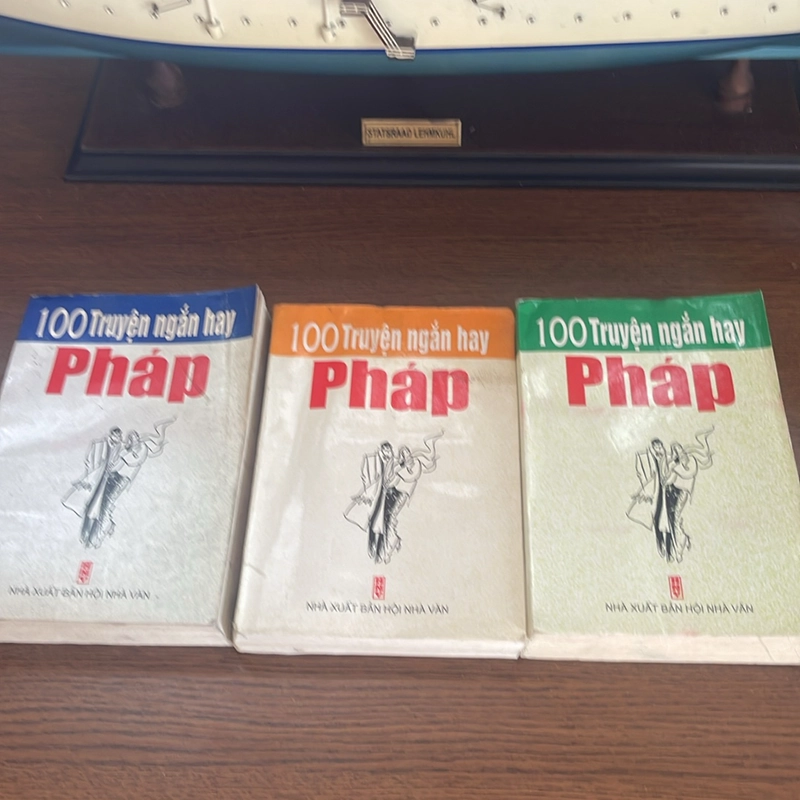 Trọn bộ 100 truyện ngắn hay Pháp 530785