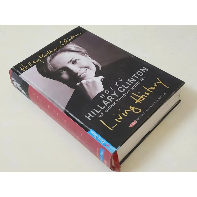 Hồi ký Hillary Clinton và chính trường nước Mỹ 704186