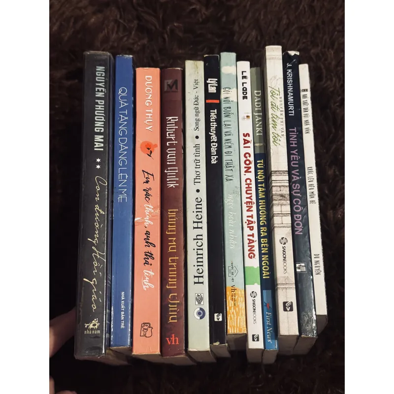 Lô 12c sách đủ thể loại 713713
