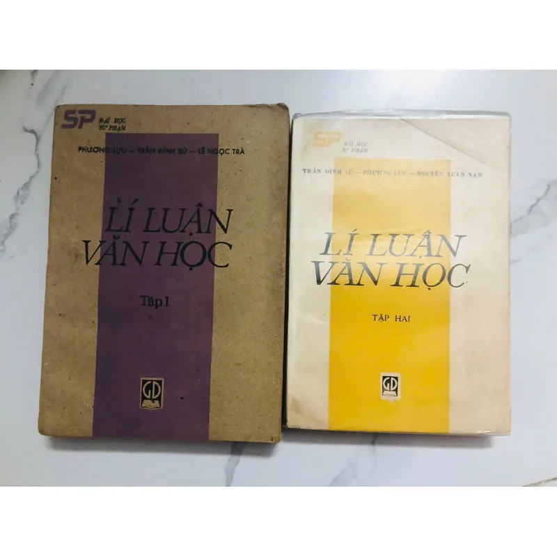 Lí luận văn học (bộ 2 tập) - Phương Lựu, Trần Đình Sử, Lê Ngọc Trà 1051770
