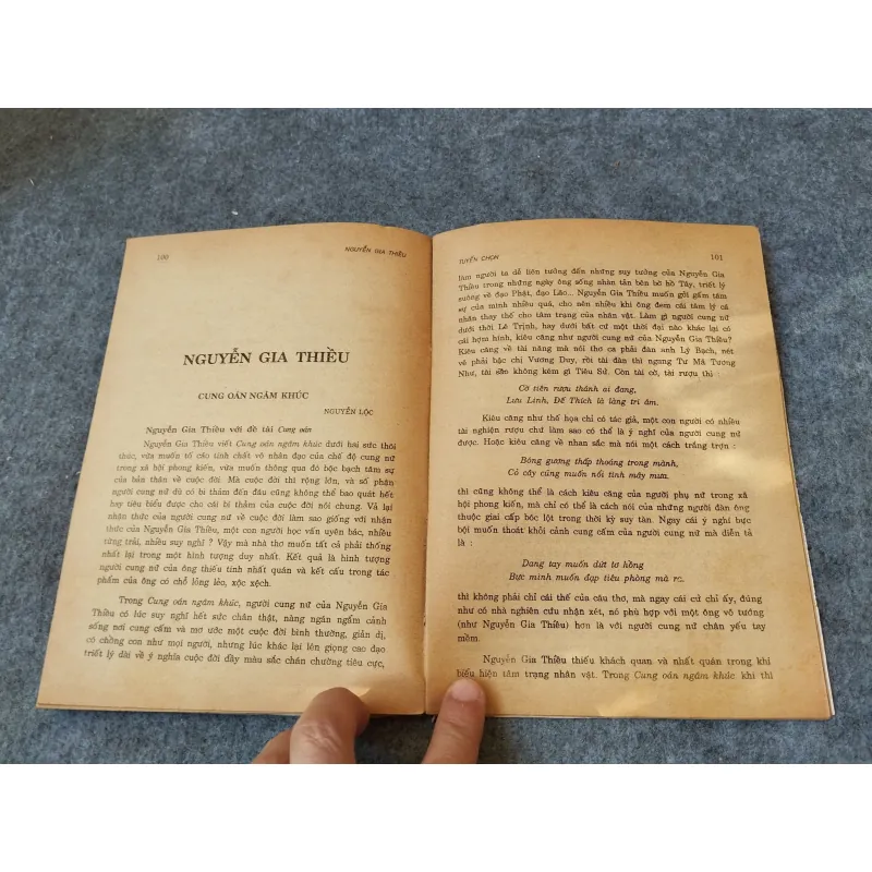 BÀ HUYỆN THANH QUAN. ĐOÀN THỊ ĐIỂM. NGUYỄN GIA THIỀU 719973
