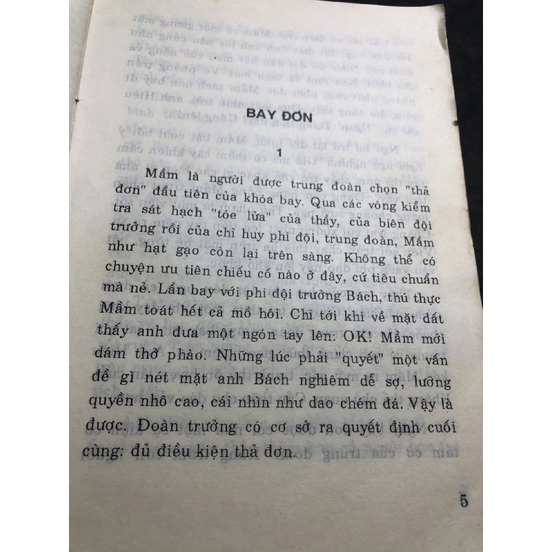 Cành mận trắng 1997 mới 50% ố bẩn bung gáy nhẹ Nguyễn Minh Ngọc HPB0906 SÁCH VĂN HỌC 915627