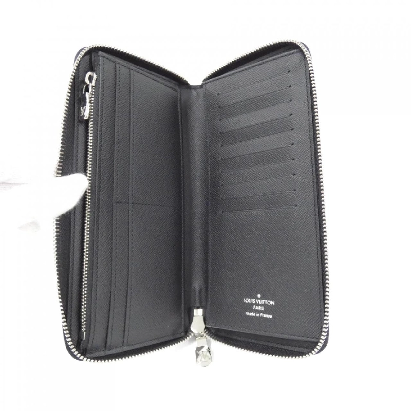 Ví Louis Vuitton Taiga Zippy Wallet Vertikal M30503 622081