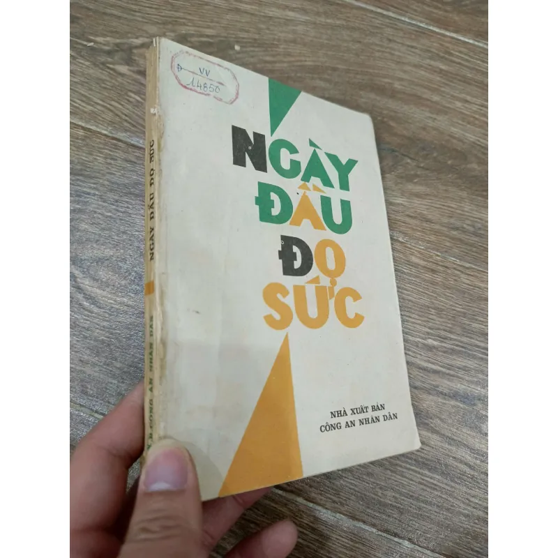 Ngày đầu đọ sức 977595
