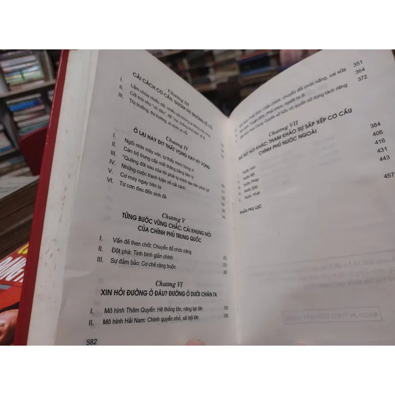 Sách: Cải cách Chính Phủ - Cơn lốc chính trị cuối TK XX - Tinh Tinh (A2) 587324