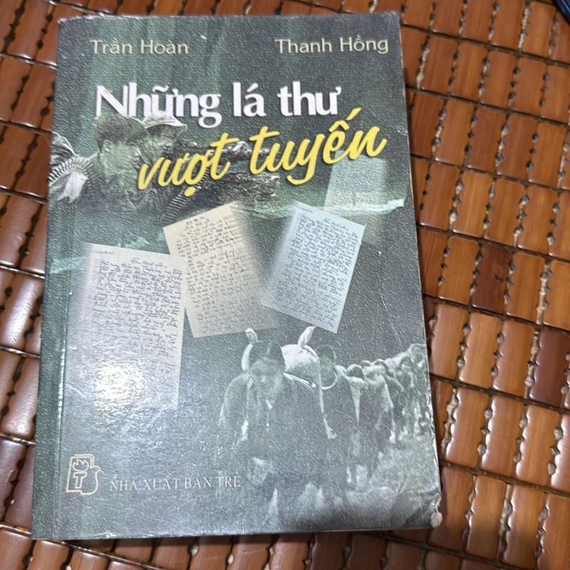 Những lá thư vượt tuyến  534382