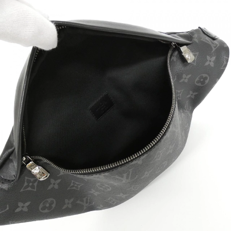 Túi đeo chéo Louis Vuitton Monogram Eclipse Discovery M44336 611365