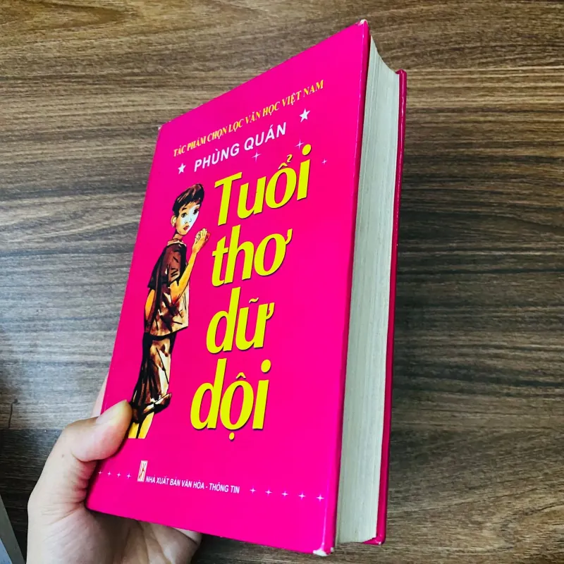 Tuổi thơ dữ dội ( bìa cứng) - Phùng Quán#HATRA 993703