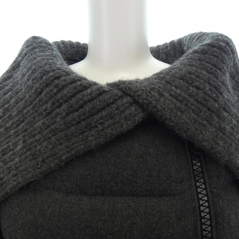 Áo khoác lông vũ MONCLER 643036