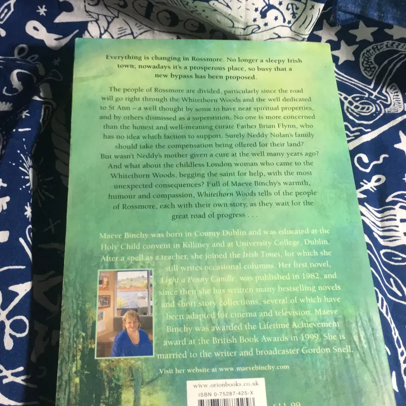 WHITETHORN WOODS-MAEVE BINCHY 711547