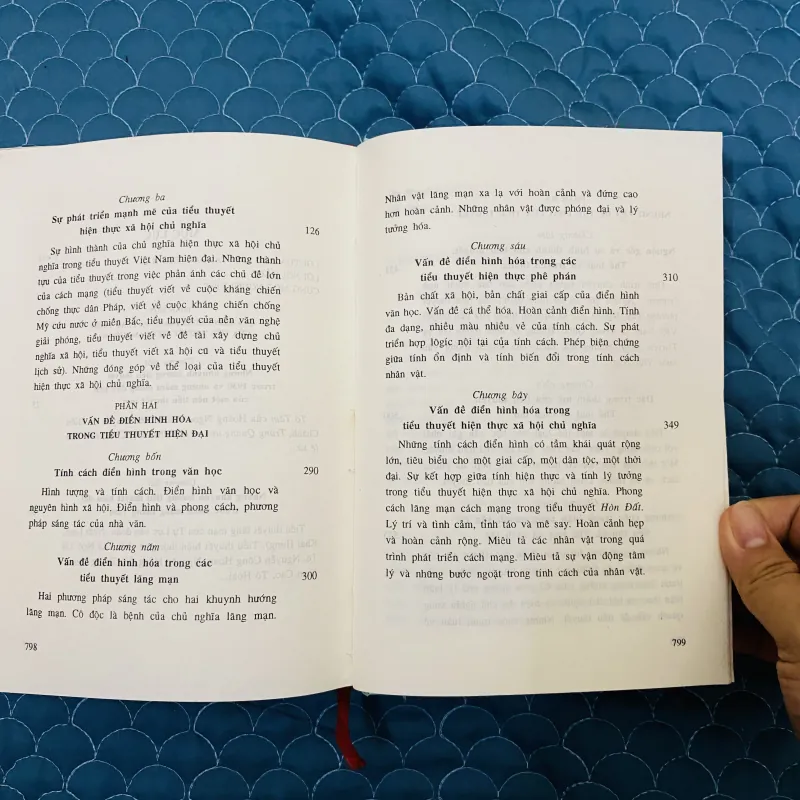 Tiểu thuyết Việt Nam hiện đại -  Phan Cự Đệ 799979