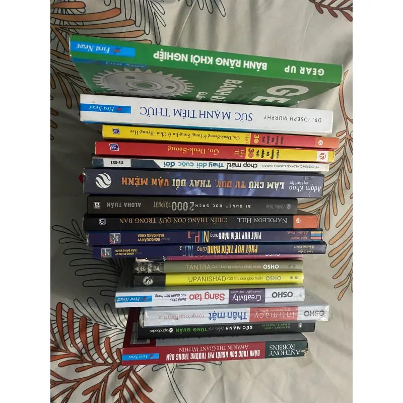 Giảm 60-80% giá bìa - Nhắn tin mình rep giá từng cuốn ạ 754392