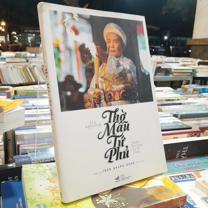 THỜ MẪU TỨ PHỦ - TRẦN QUANG DŨNG 729497