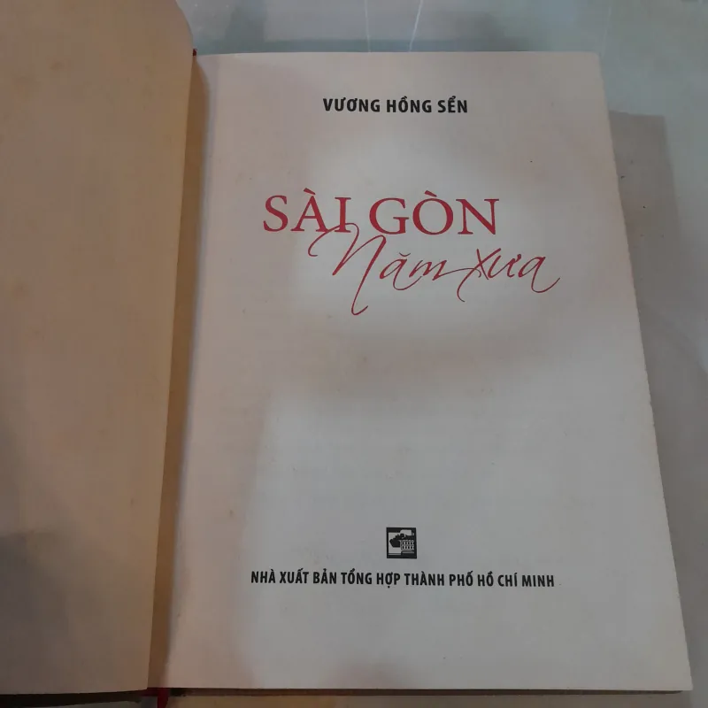 SÀI GÒN NĂM XƯA - VƯƠNG HỒNG SỂN 1033822