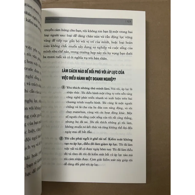 Shark Tank Thành công trong kinh doanh và cuộc sống cùng Shark Robert Herjavvec 1008442