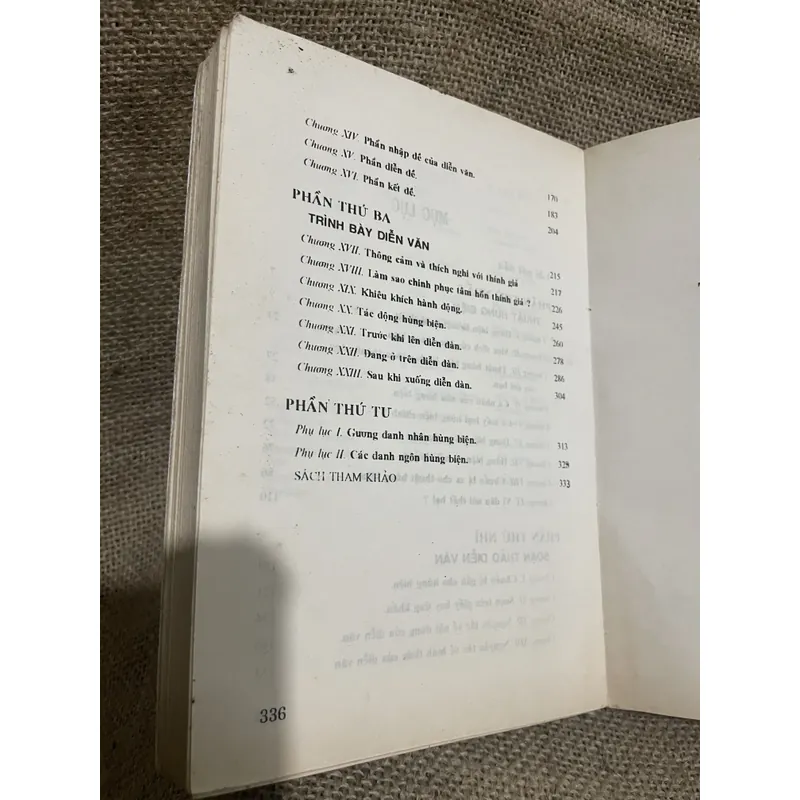 Hoàng Xuân Việt - thuật hùng biện  716935