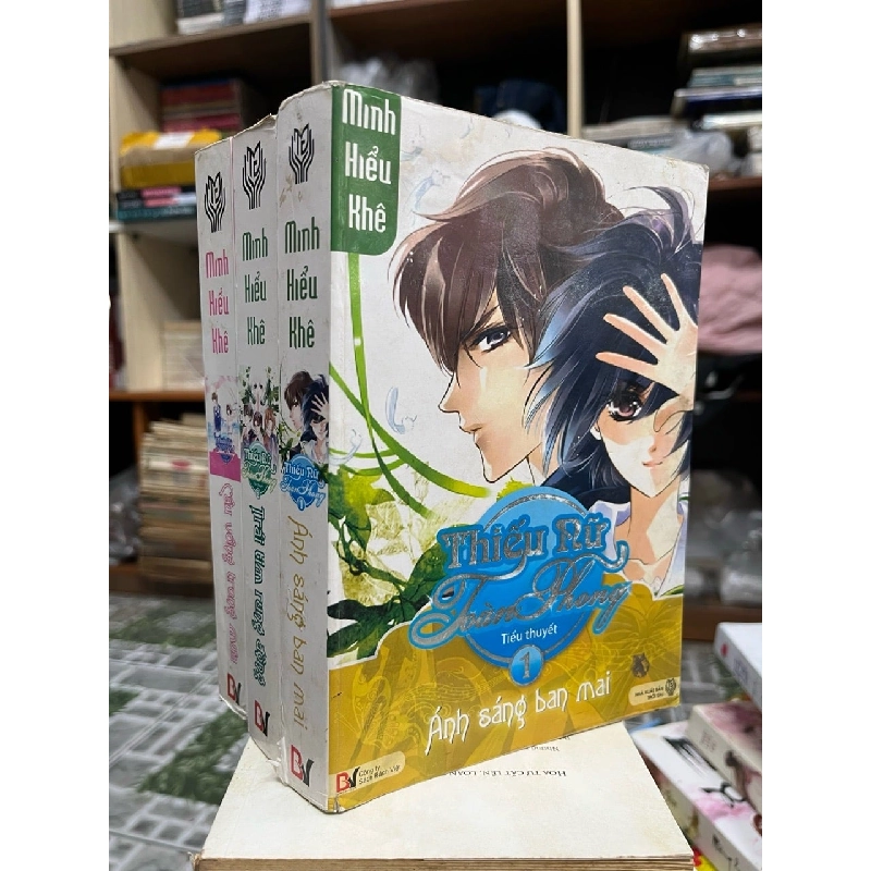 Thiếu nữ toàn phong 493855