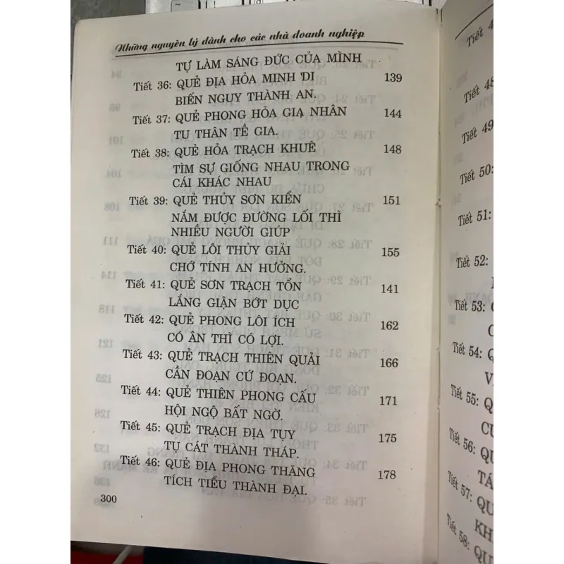 ỨNG DỤNG KINH DỊCH TRONG KINH DOANH - NGUYỄN NGUYÊN QUÂN & HỒNG KHÁNH (BIÊN DỊCH) 776755