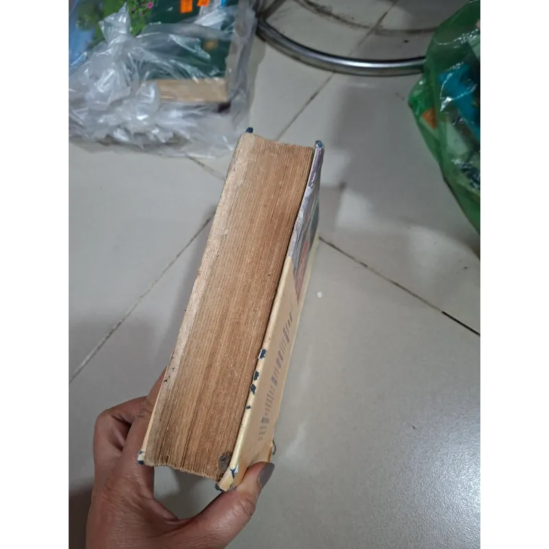 Tuyển tập thơ tình bốn phương 957758