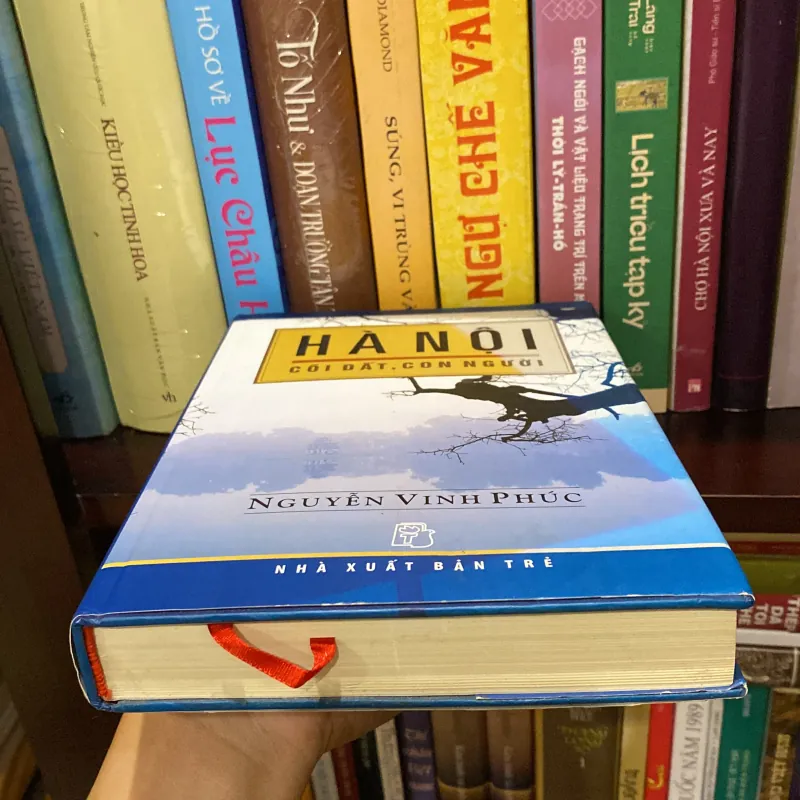 HÀ NỘI - CÕI ĐẤT, CON NGƯỜI, bản bìa cứng, xb 2009 966471