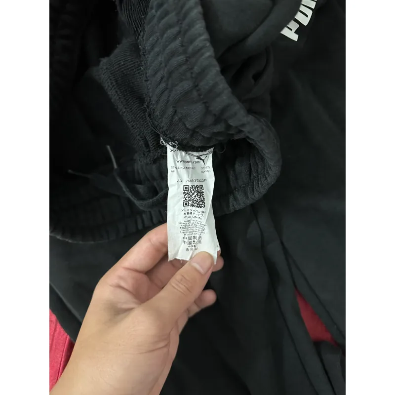 Bộ quần áo thể thao Puma logo màu đen size XS 755427