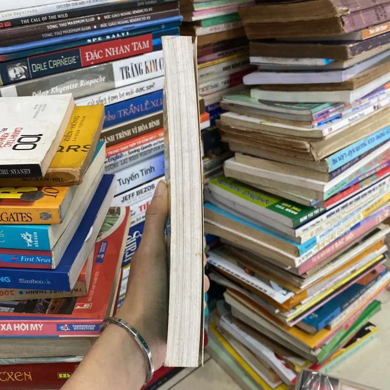 Đắc Nhân Tâm - Làm thế Nào Để Có Nhiều Bạn Và Thuyết Phục Được Mọi Người♟️ 750147