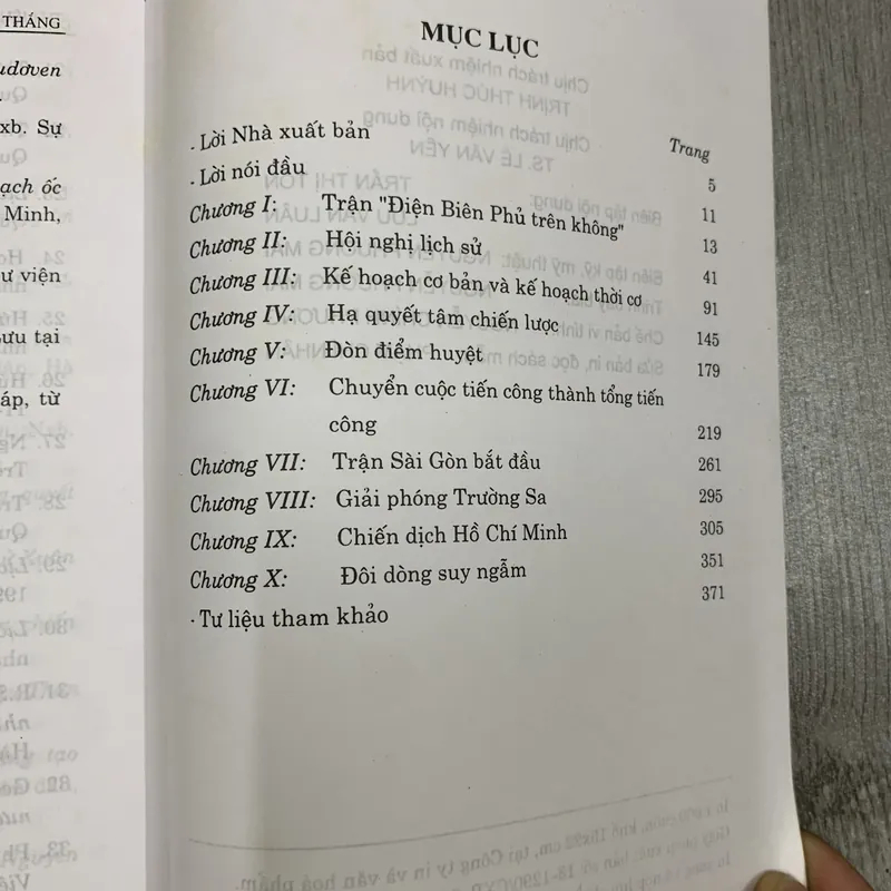 Tổng hành dinh trong mùa xuân toàn thắng - võ nguyên giáp. 3b1 572633