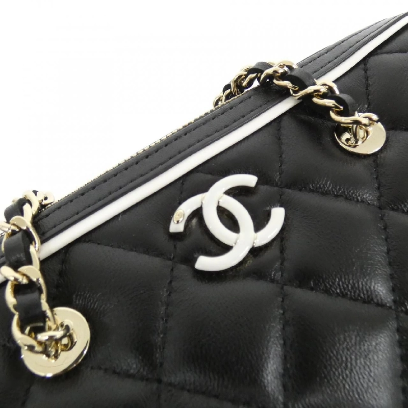 Chanel AP4515 Túi xách dây chuyền 627304