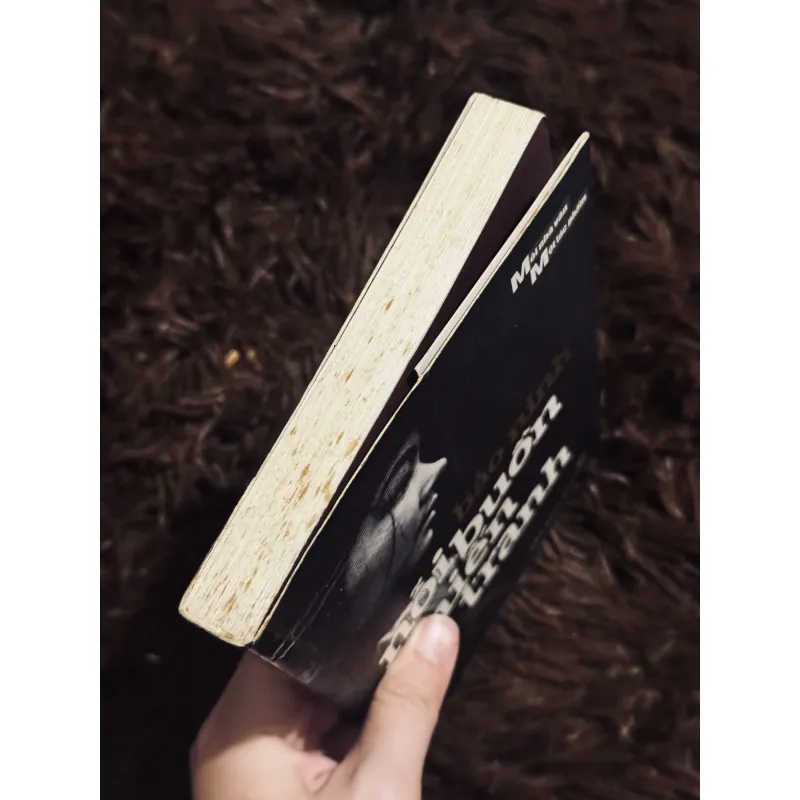 Nỗi buồn chiến tranh 997958