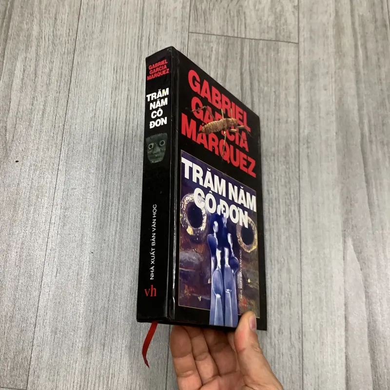 Trăm năm cô đơn. 6a4 730486