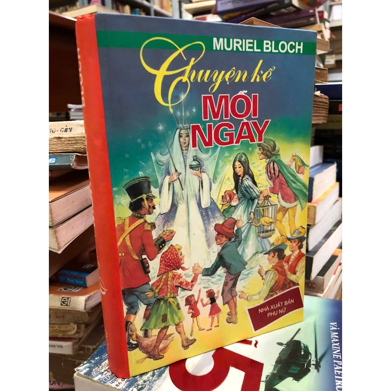 CHUYỆN KỂ MỖI NGÀY - Muriel Bloch 448598