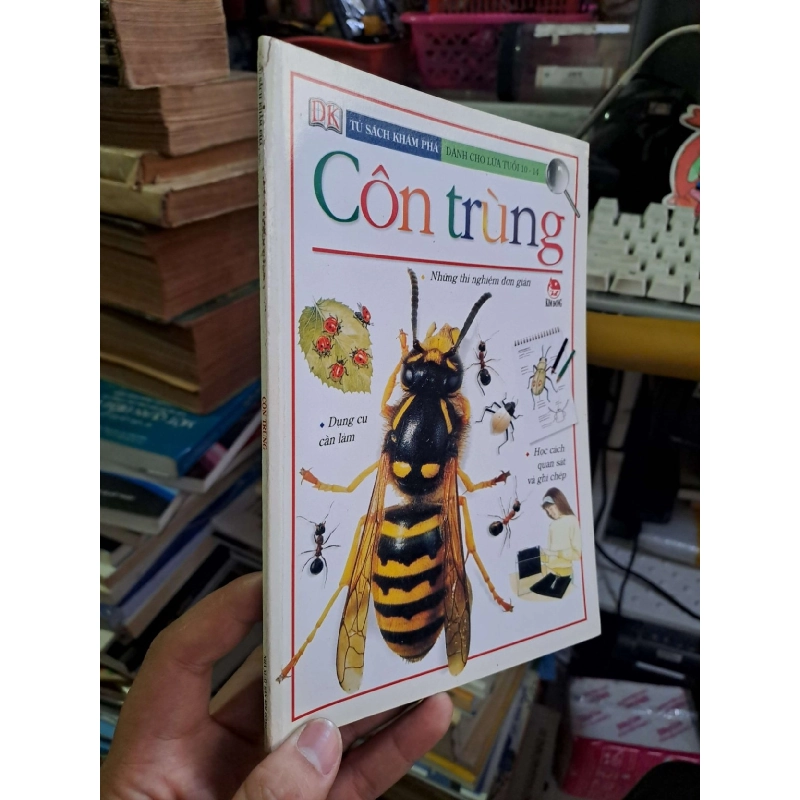 Các loài hoa, cá, côn trùng, bướm, đá và khoáng chất - mới 80% bẩn nhẹ - KHOA HỌC ĐỜI SỐNG - HCM0111 920859