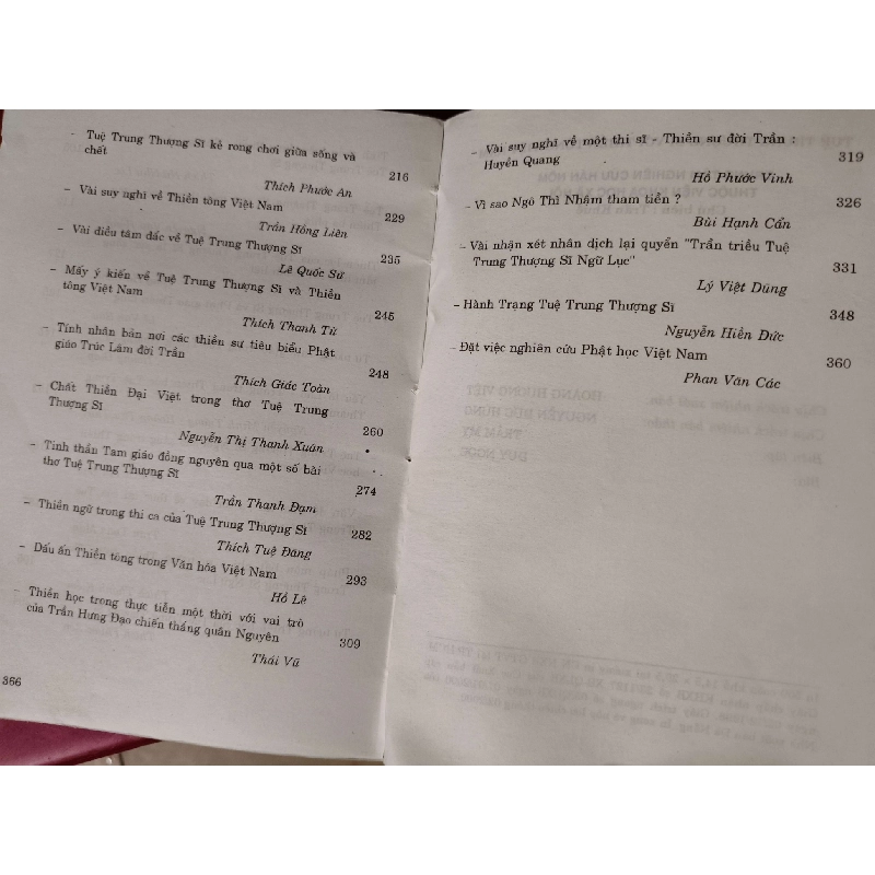 TUỆ TRUNG THƯỢNG SĨ VỚI THIỀN TÔNG VIỆT NAM - VKHXH - 2000 - 367 trang ANTQ2308 TÂM LINH - TÔN GIÁO - THIỀN 920402