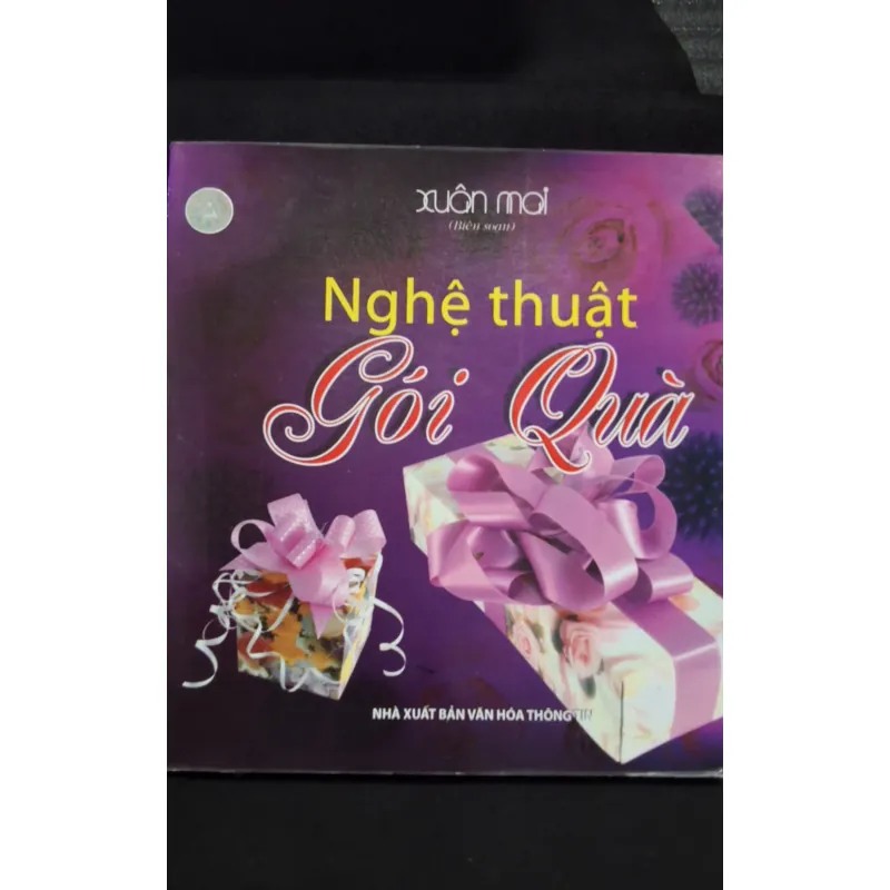 Nghệ thuật gói quà 605124