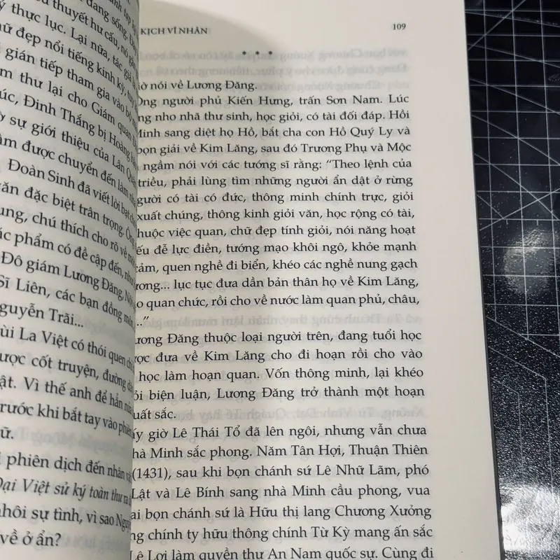 Thảm kịch vĩ nhân 693495