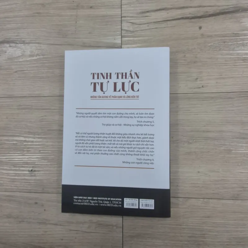Sach "Tinh thần tự lực" 709618