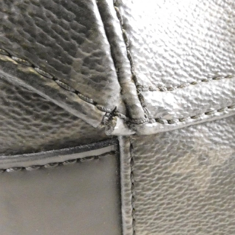 Túi xách vai Louis Vuitton Monogram Eclipse Messenger Voyage MM M40510 - Hàng hiệu Chính hãng 802180