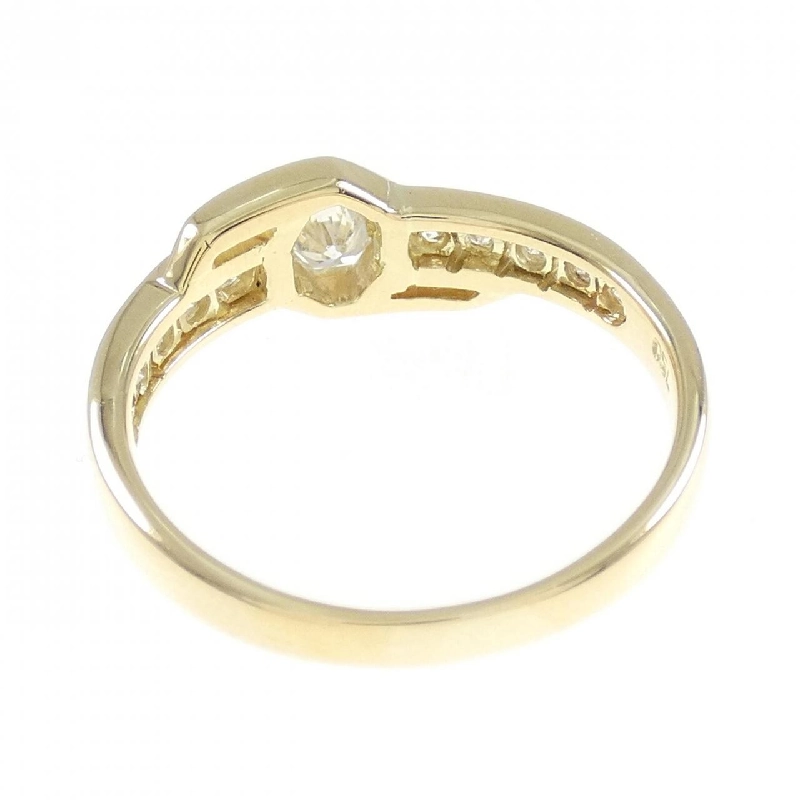 Nhẫn kim cương 750YG 671808