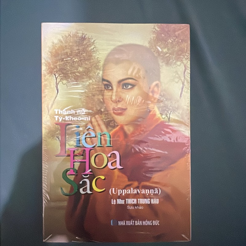 Thánh nữ Tỳ kheo ni Liên Hoa Sắc 72846