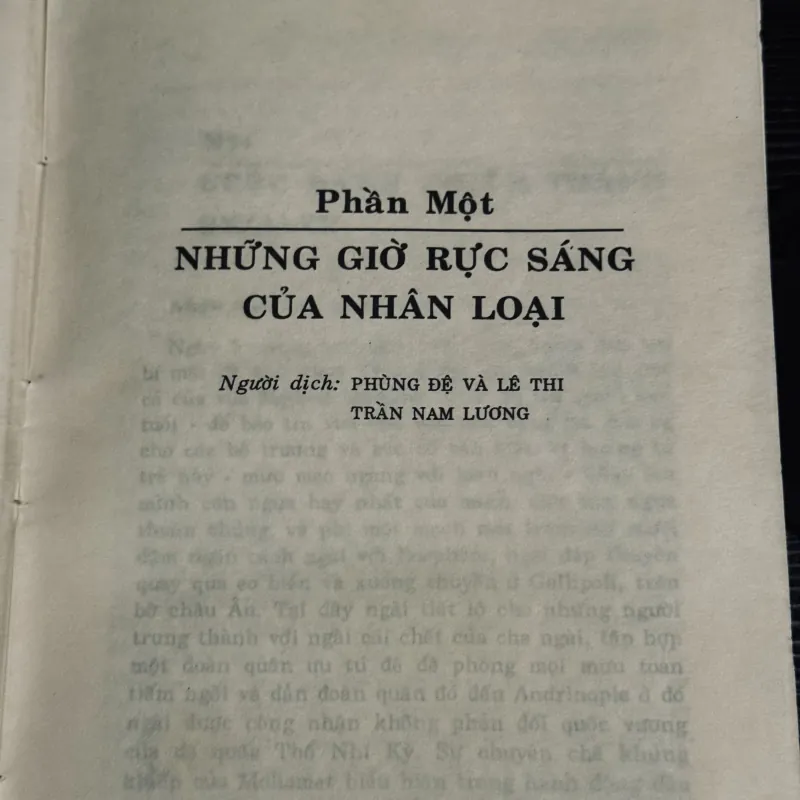 Những giờ rực sáng của nhân loại 1038046