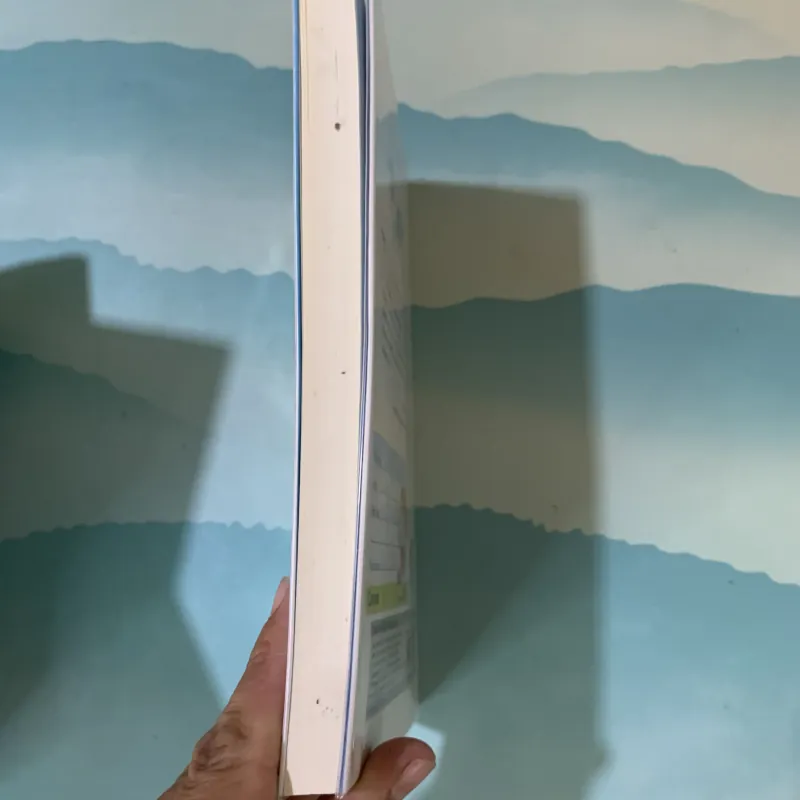 Di ra thế giới với người khổng lồ 976394