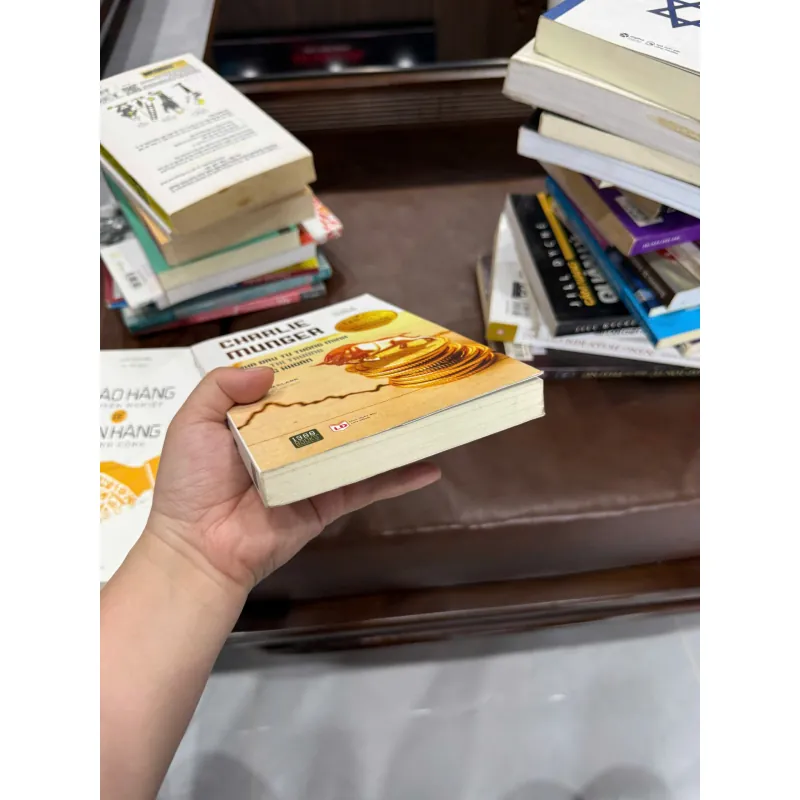 Charlie Munger – Nhà Đầu Tư Thông Minh Trên Thị Trường Chứng Khoán - K4 1021010