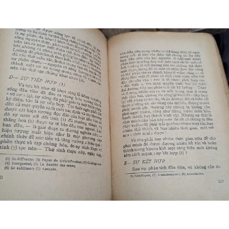 Tế bào sinh vật loài người - Linh Mục P.T de Chardin 604393