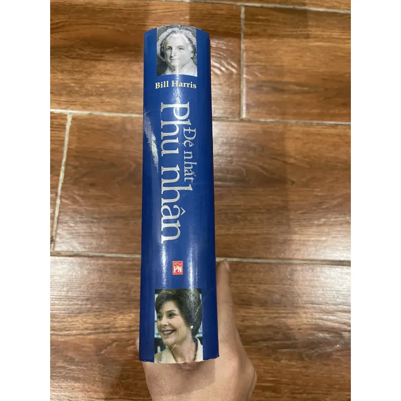 Đệ nhất Phu nhân - Bill Harris (k4) 762315