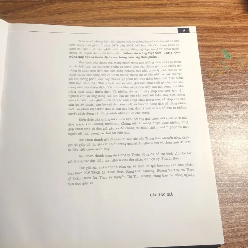 Atlas côn trùng Việt Nam 989800